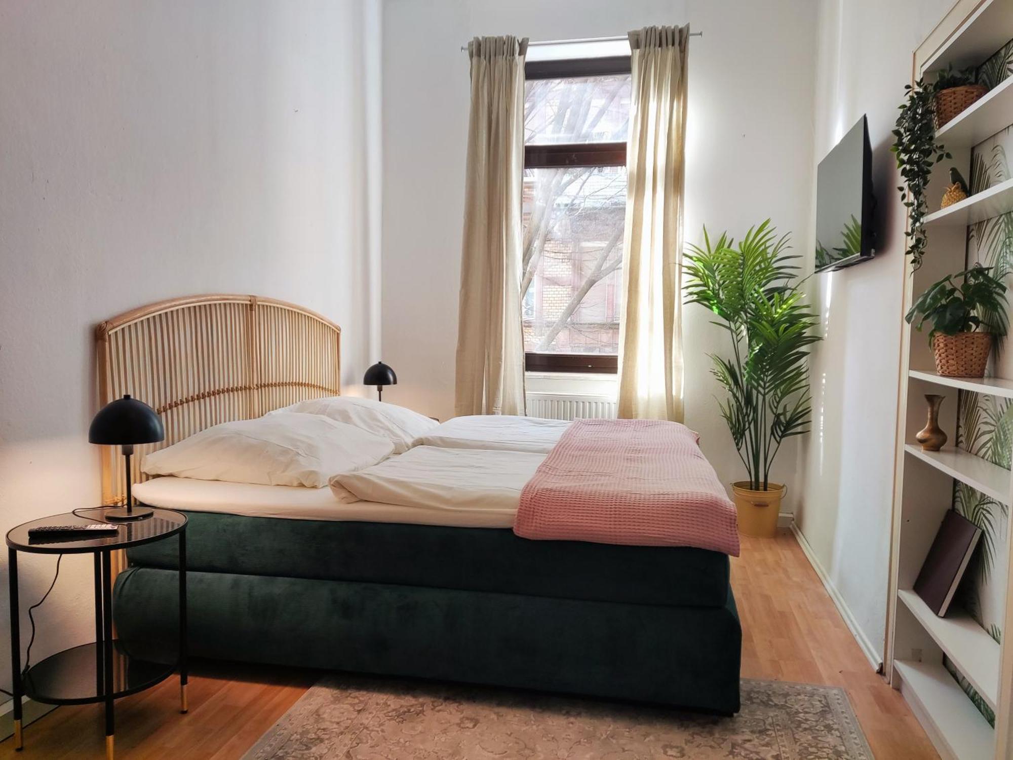 Zen - 2 Bedrooms - Kitchen - Balcony *